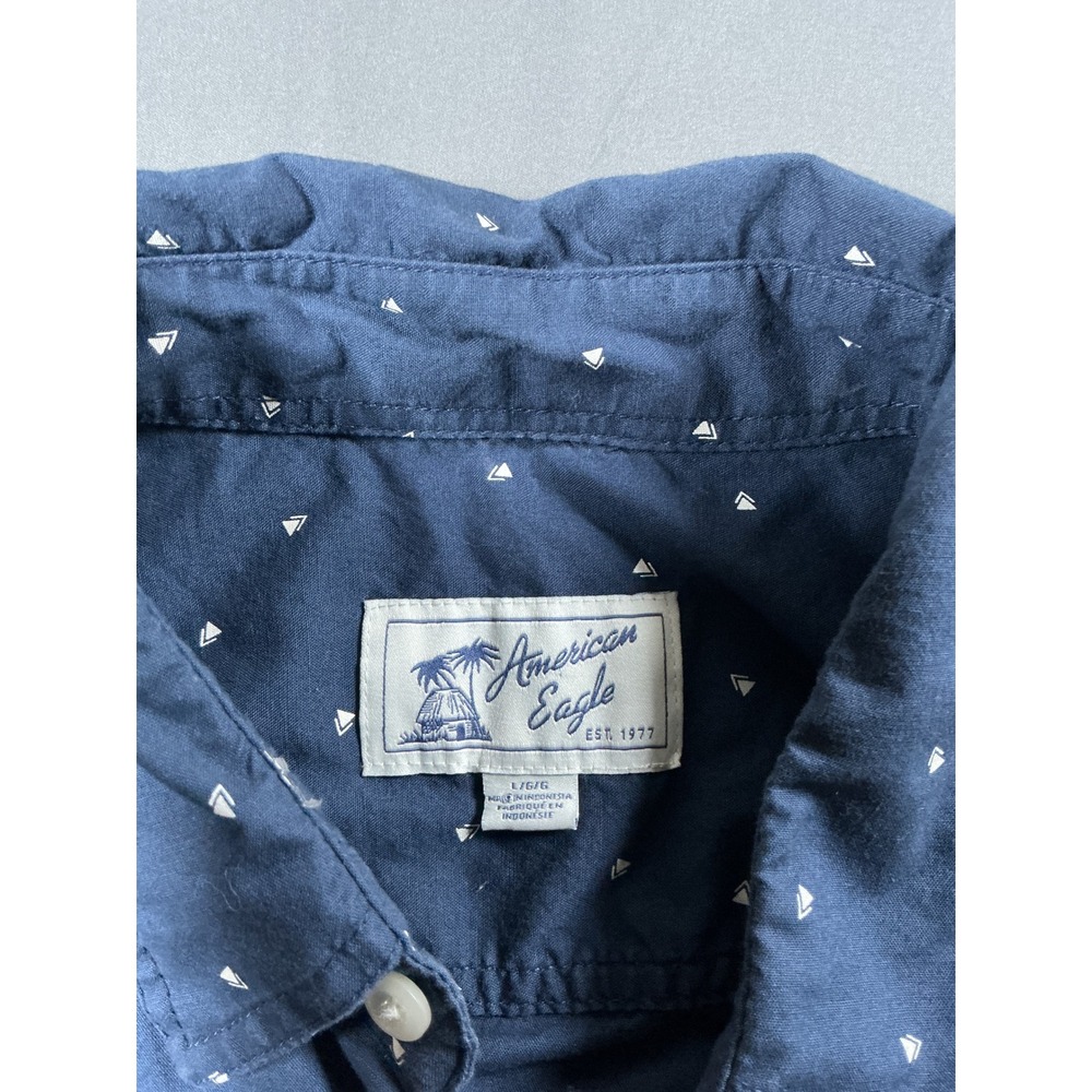 American Eagle Men Navy Blue Geometric Triangle Short Sleeve Button Down Shirt L - Picture 7 of 11